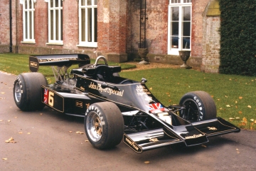 La Lotus 77